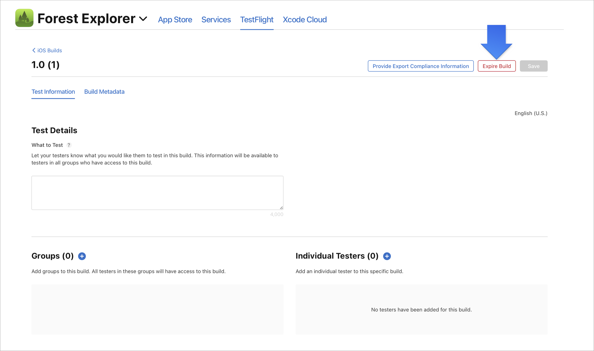 오른쪽 최상단에 있는 화살표가 “빌드 무효화하기” 버튼을 가리키고 있는 “빌드” 세부 정보 페이지의 “테스트 정보” 탭을 보여주는 이미지입니다.