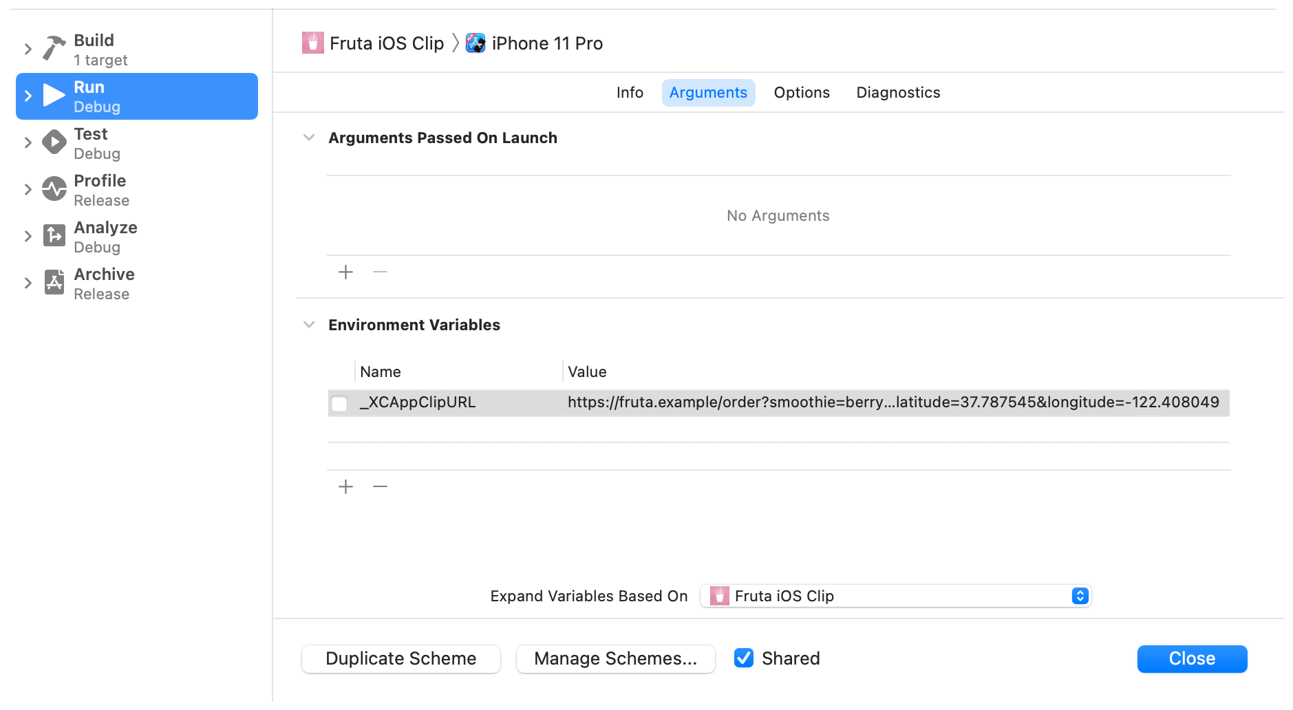 App Clipのターゲットの「Run(実行)」アクションを構成するシートを示すスクリーンショット。_XCAppClipURL環境変数の値が設定されているが、有効にはなっていない。
